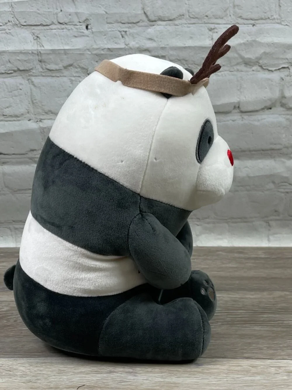 WE BARE BEARS CARTOON NETWORK REINDEER MINISO 12